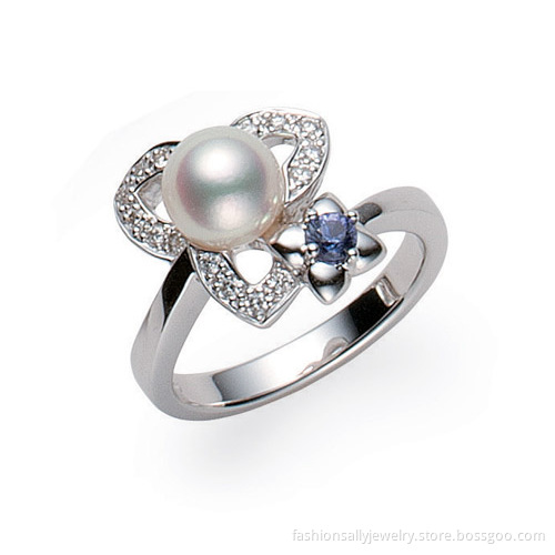 Fashion Design Jewelry 925 Sterling Silver Ring with Rhodium Plating and AAA CZ